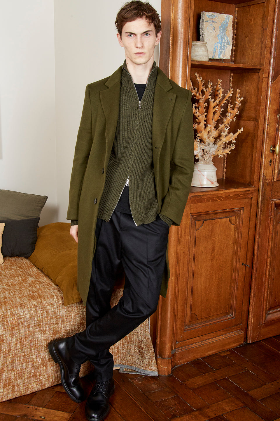 Look - 29