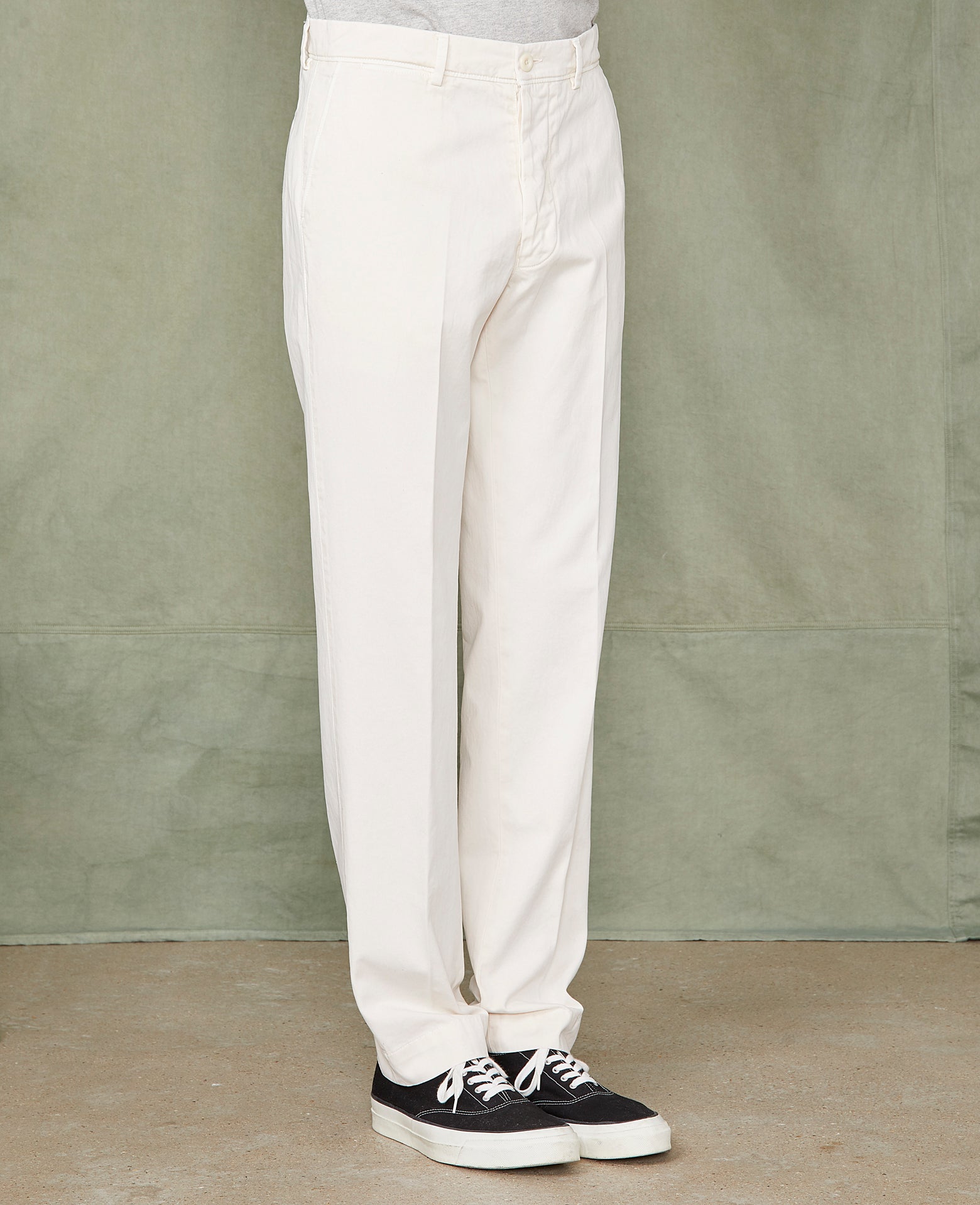 Chino plain front - Image 2