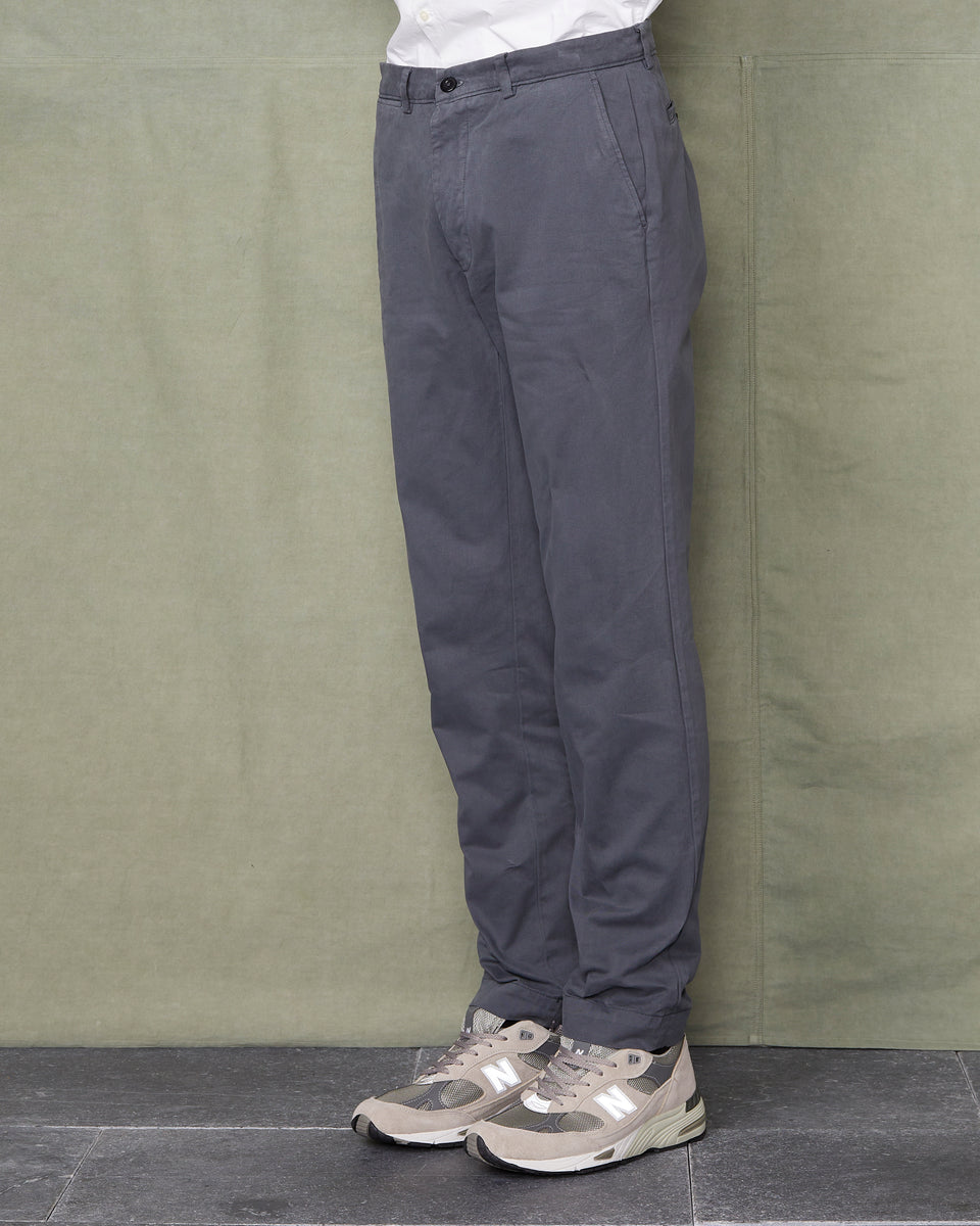 Chino plain front - Image 3