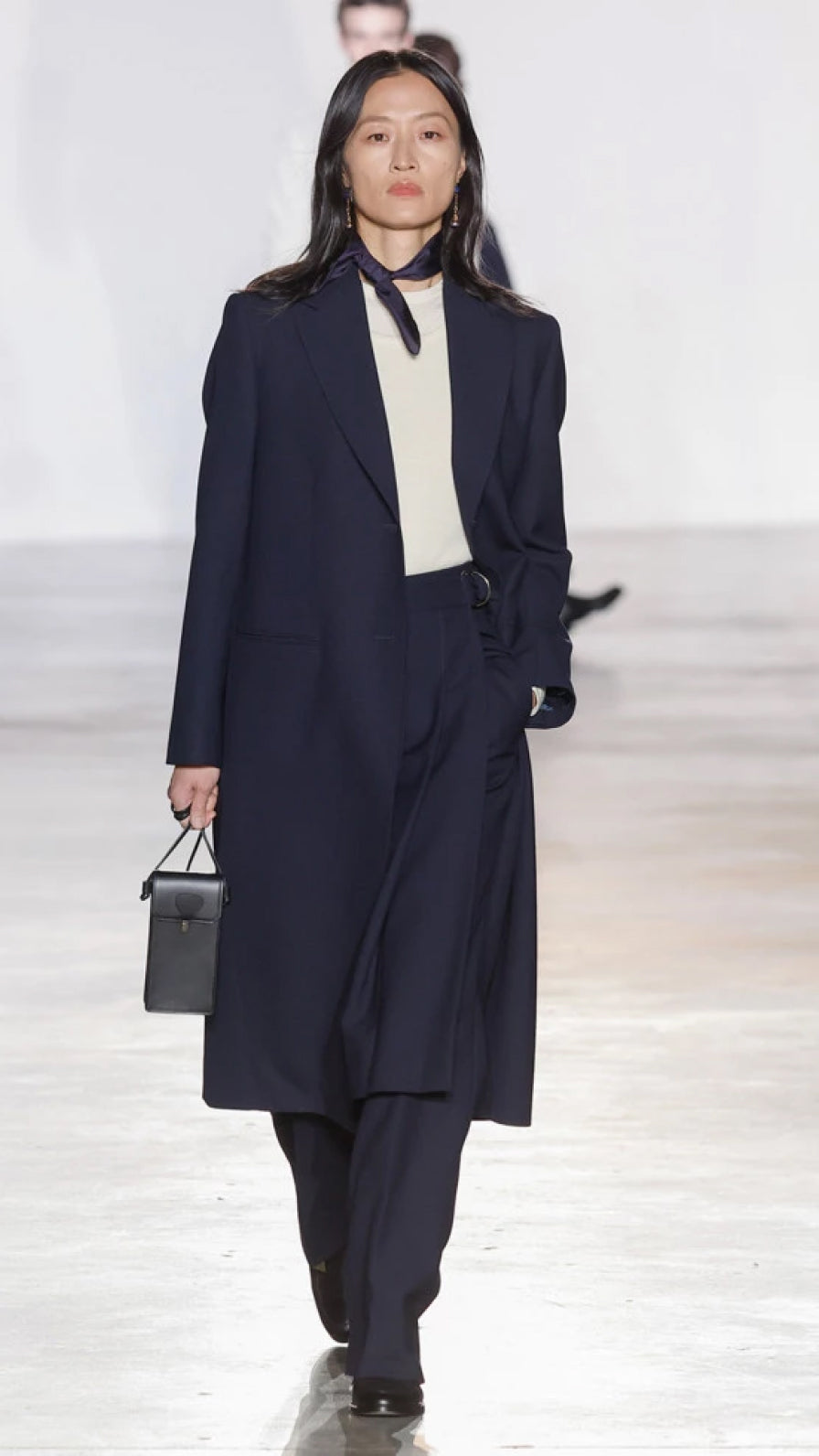 Look - 4