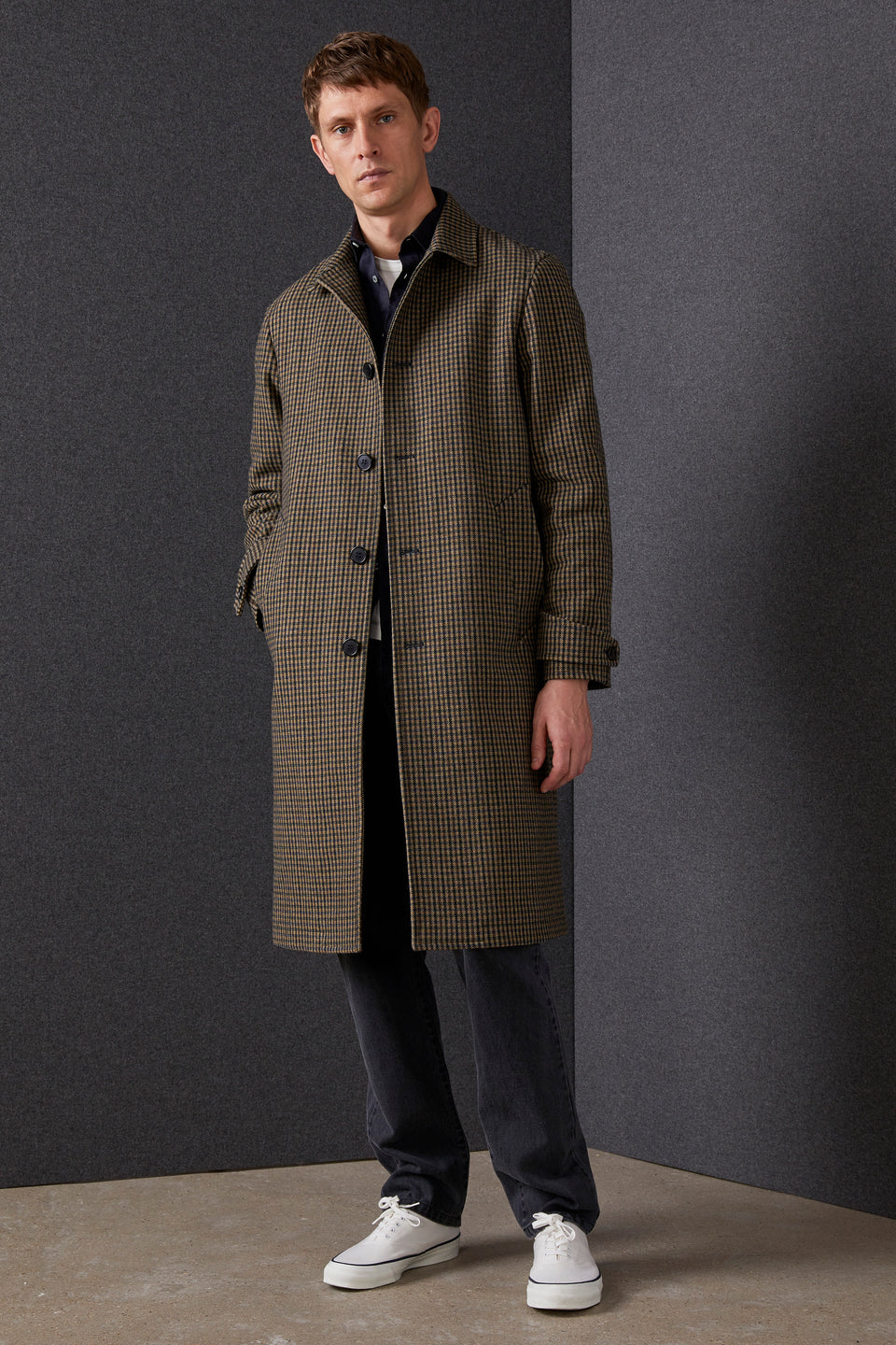 Look - 28