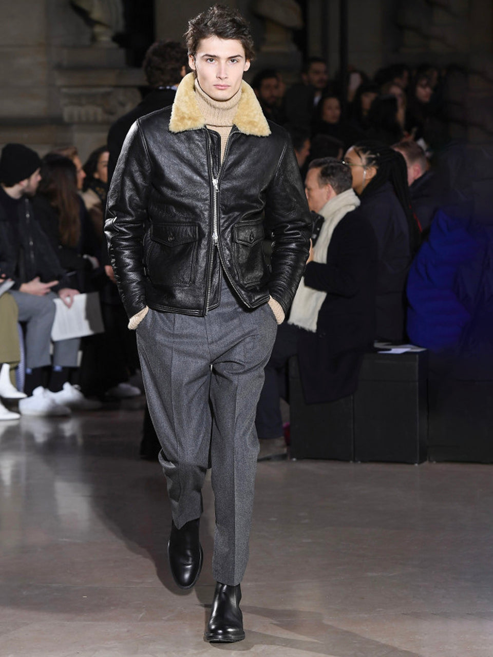 Look - 36