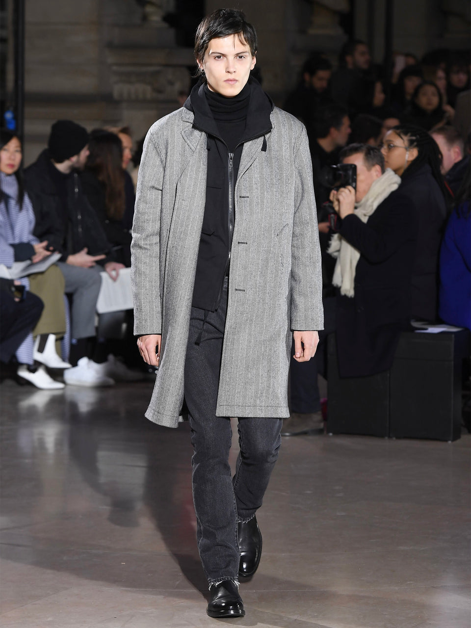 Look - 37