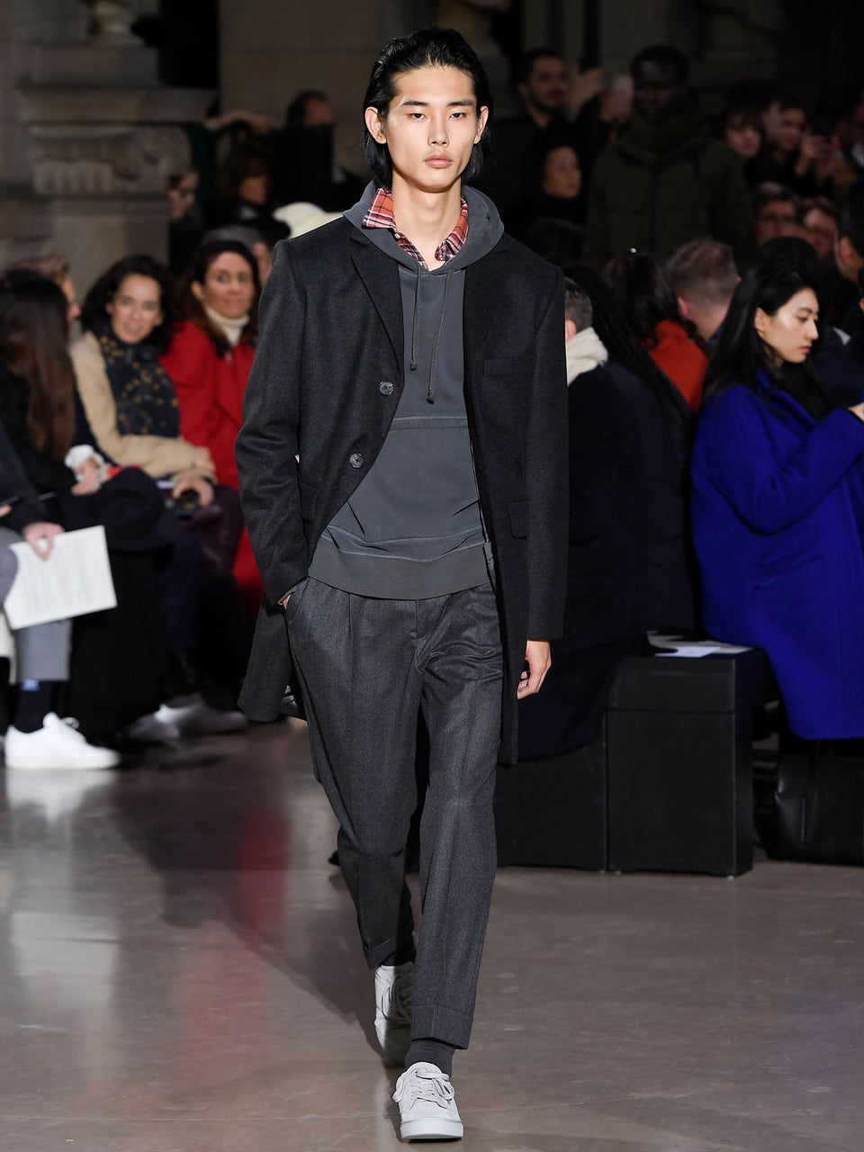 Look - 14