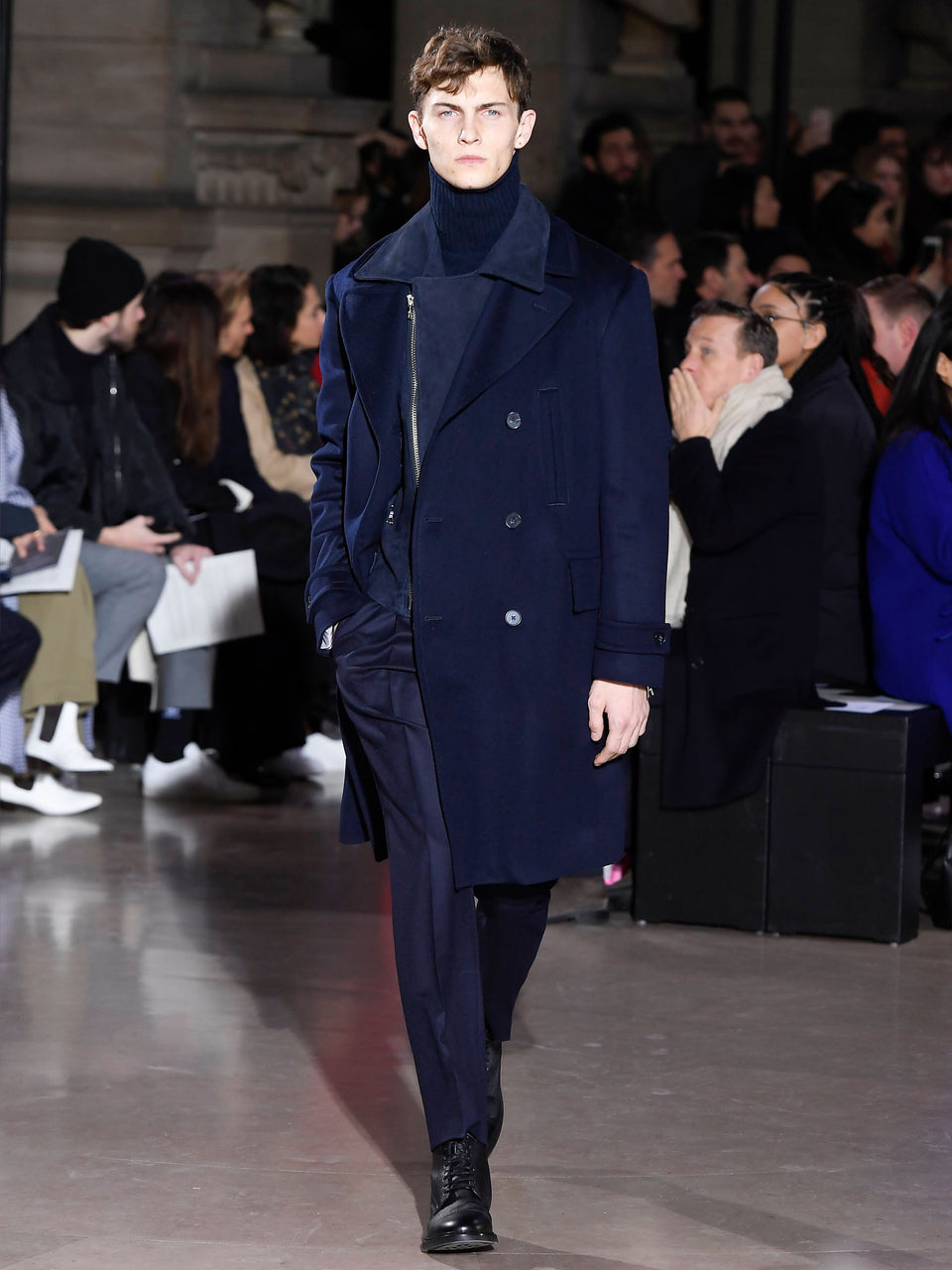 Look - 18