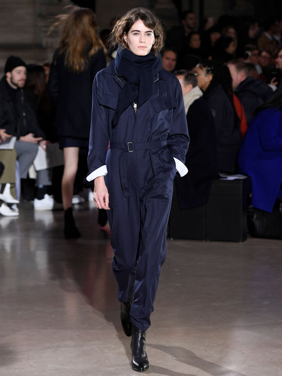 Look - 23