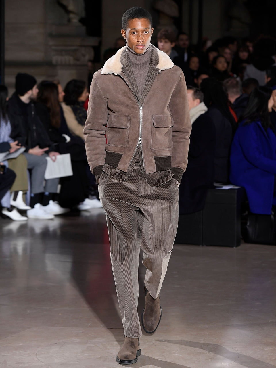 Look - 34