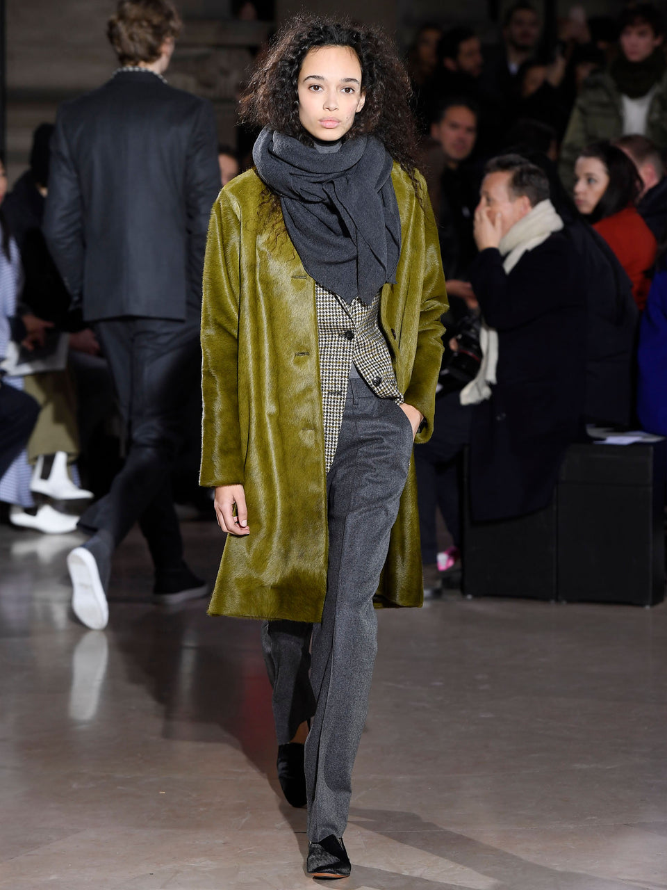 Look - 7