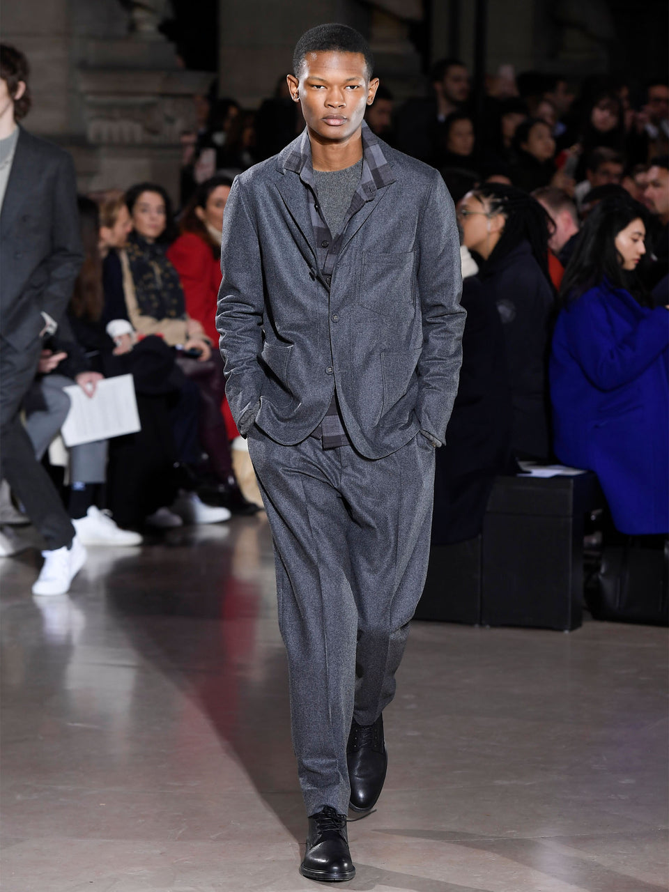 Look - 9