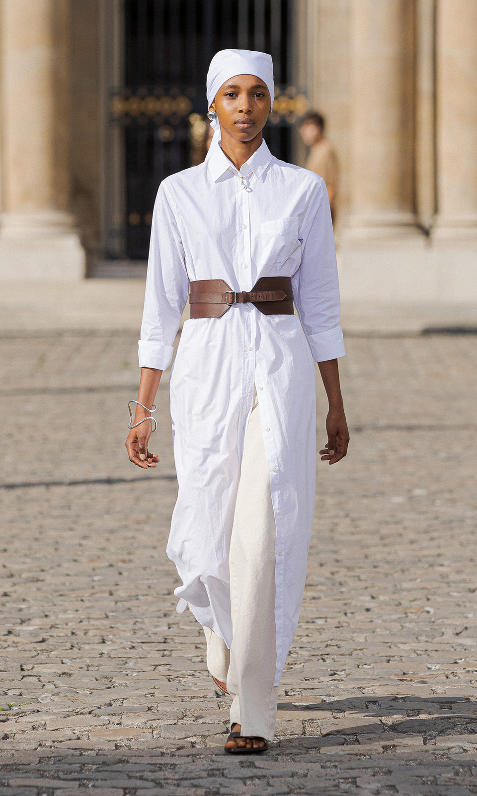 Look - 11