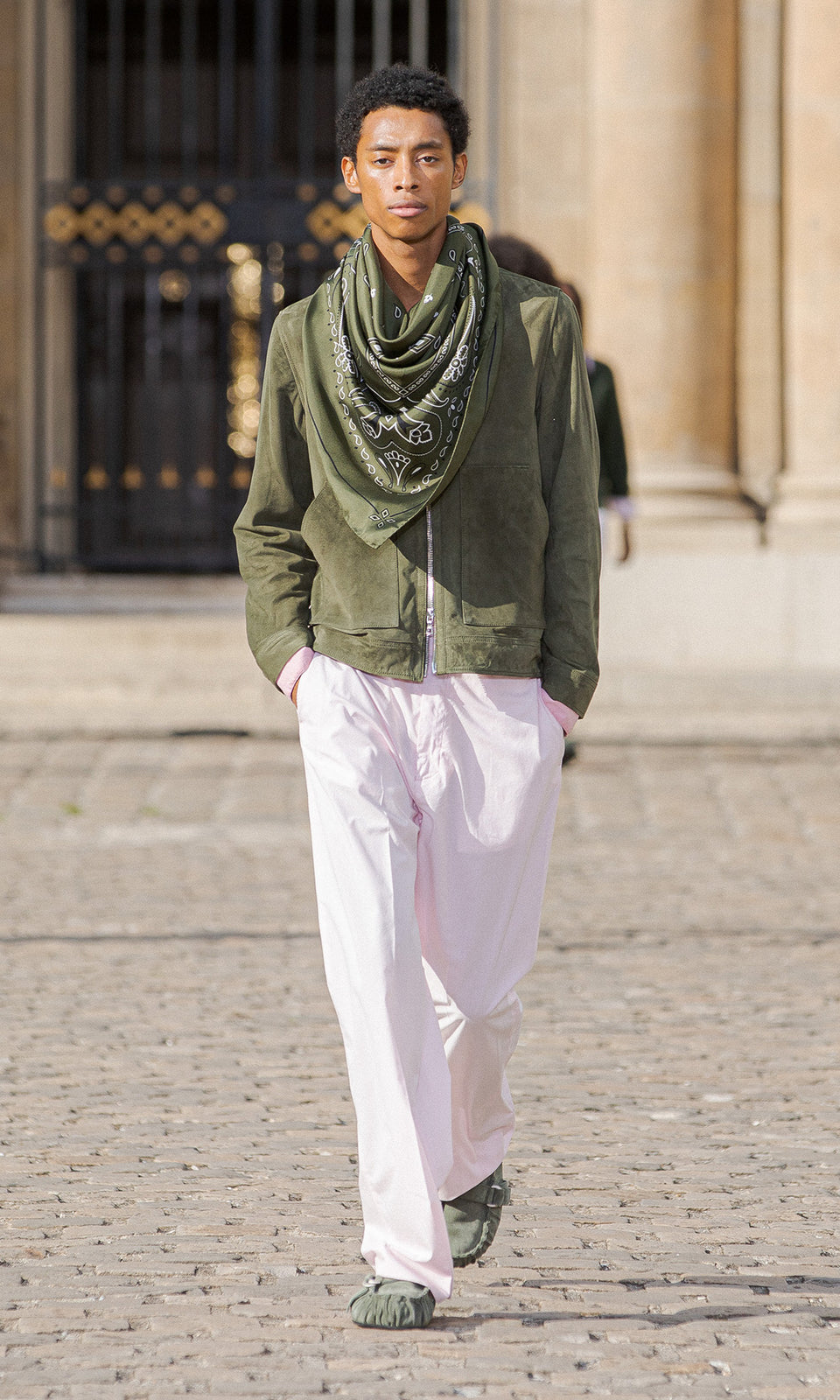 Look - 36