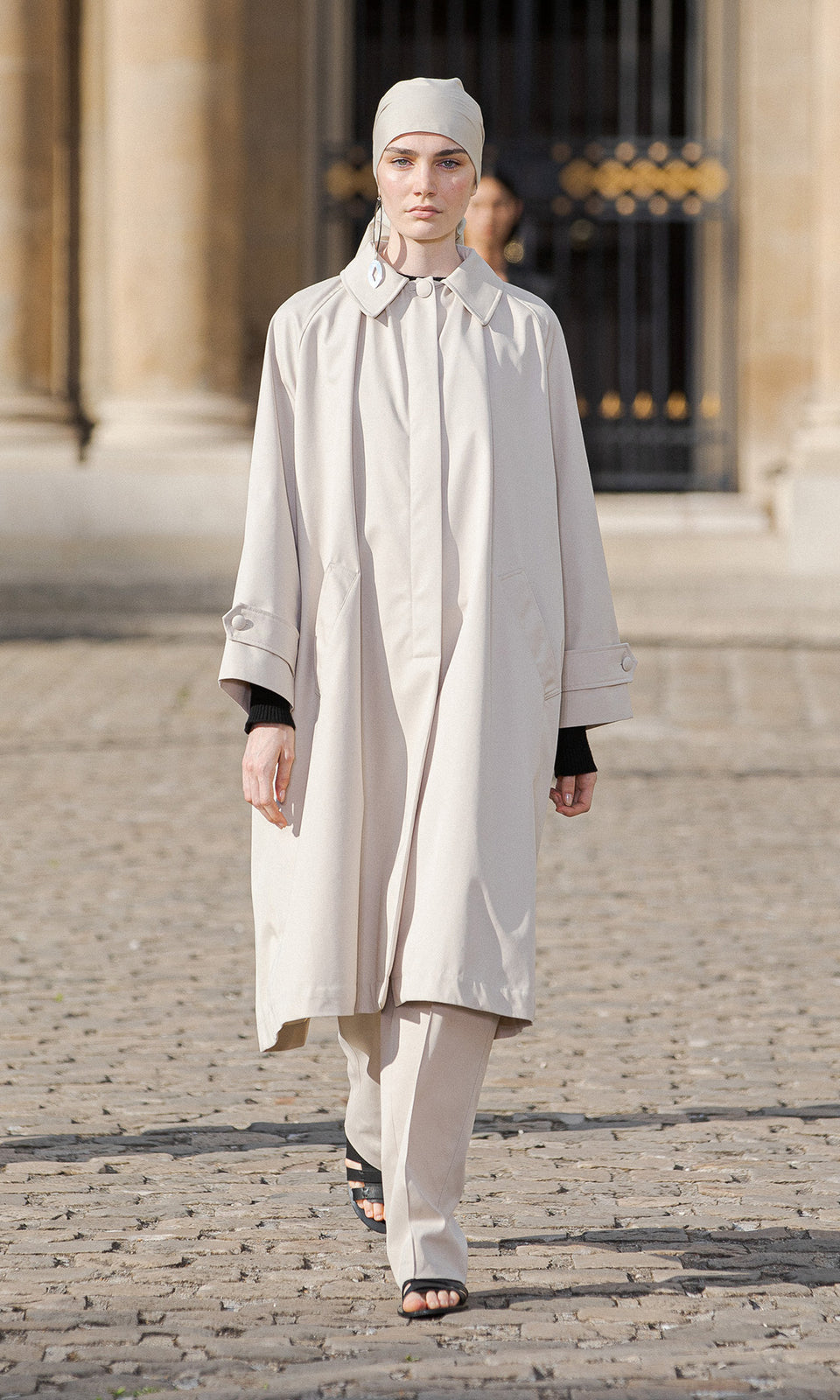Look - 4