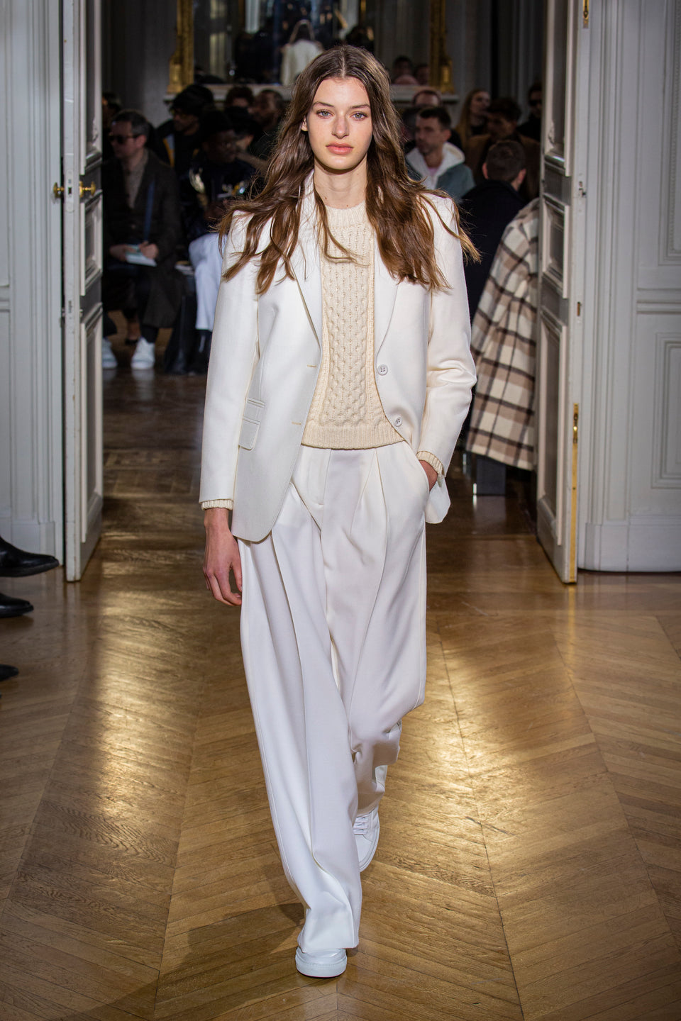 Look - 3