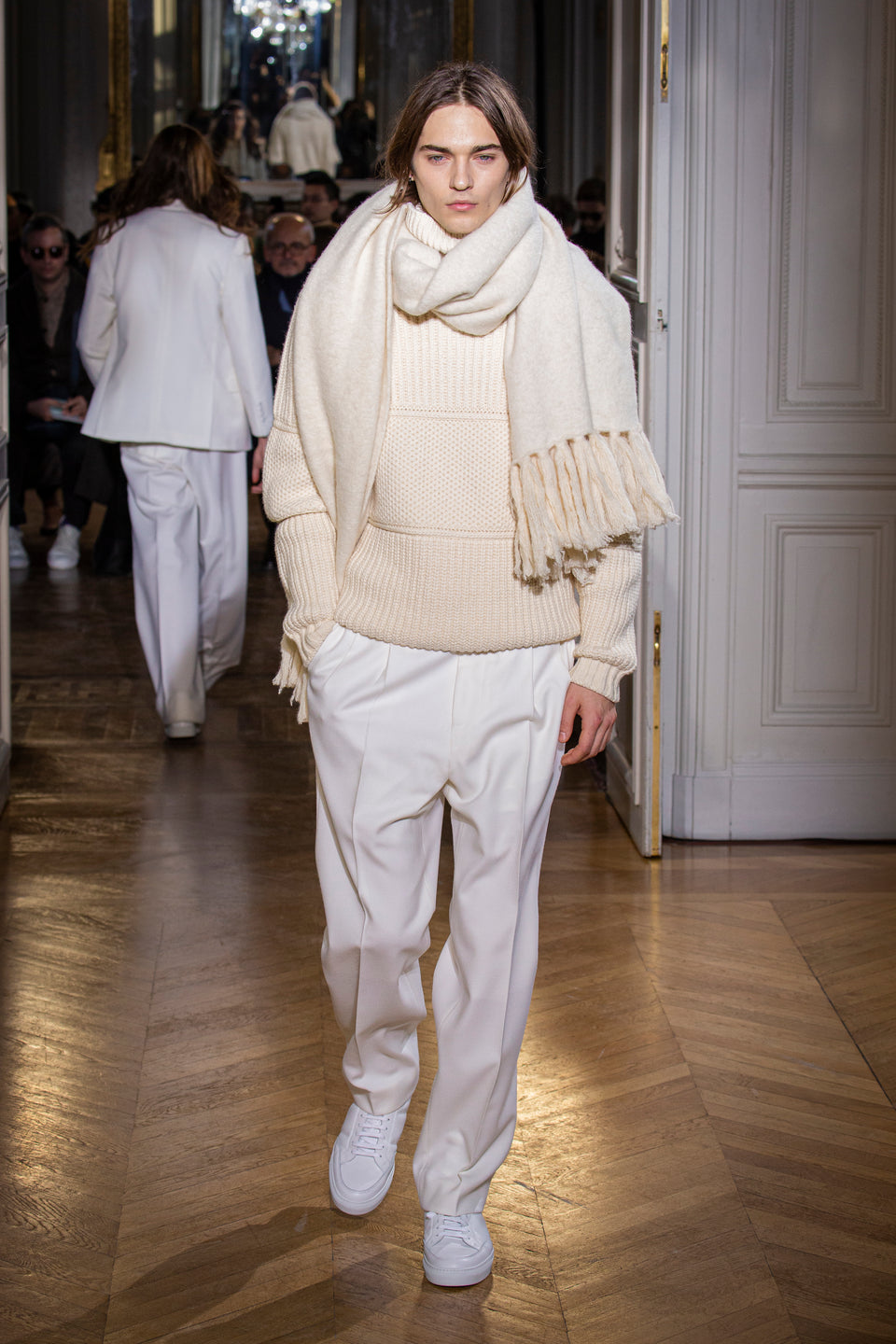 Look - 4