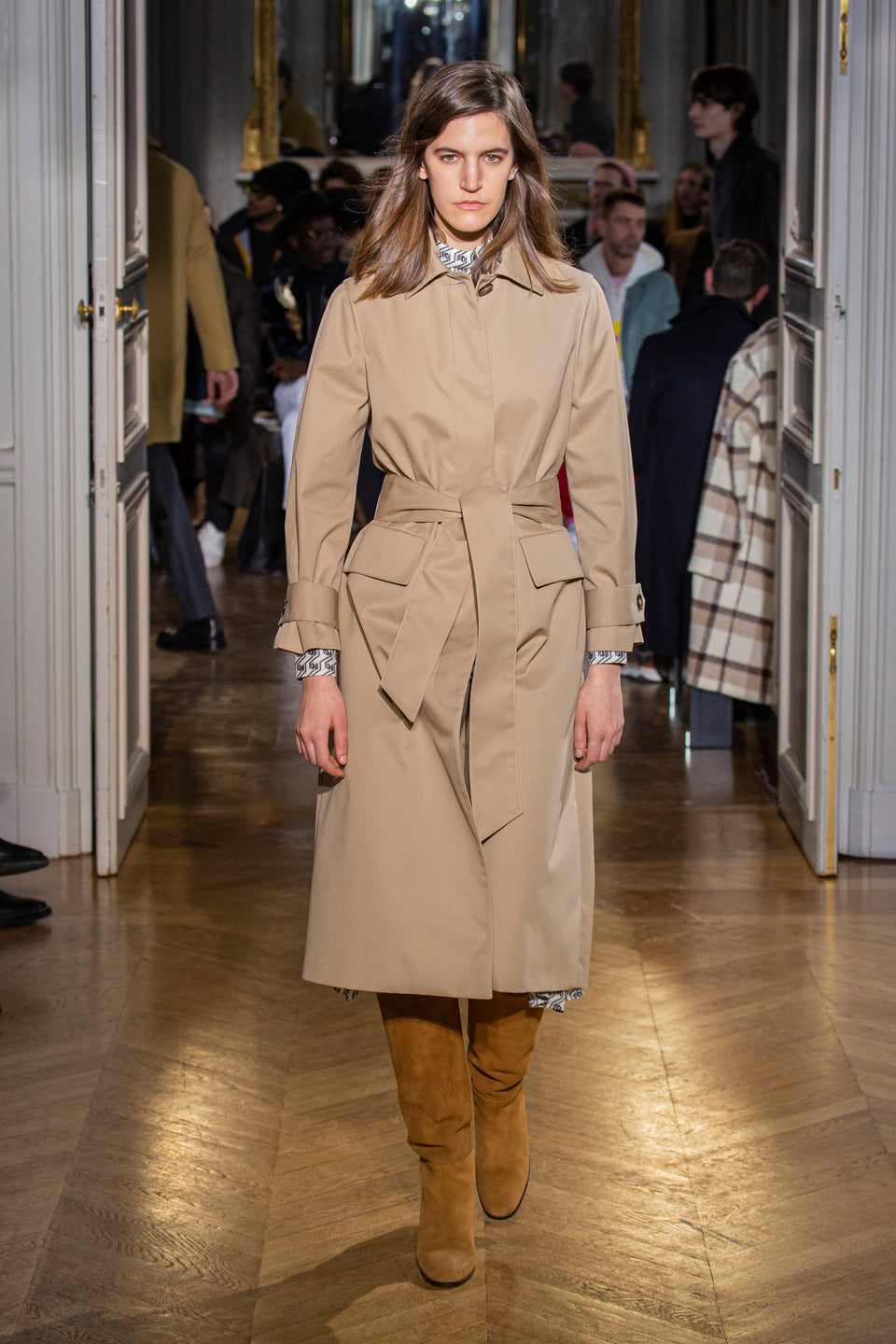 Look - 28