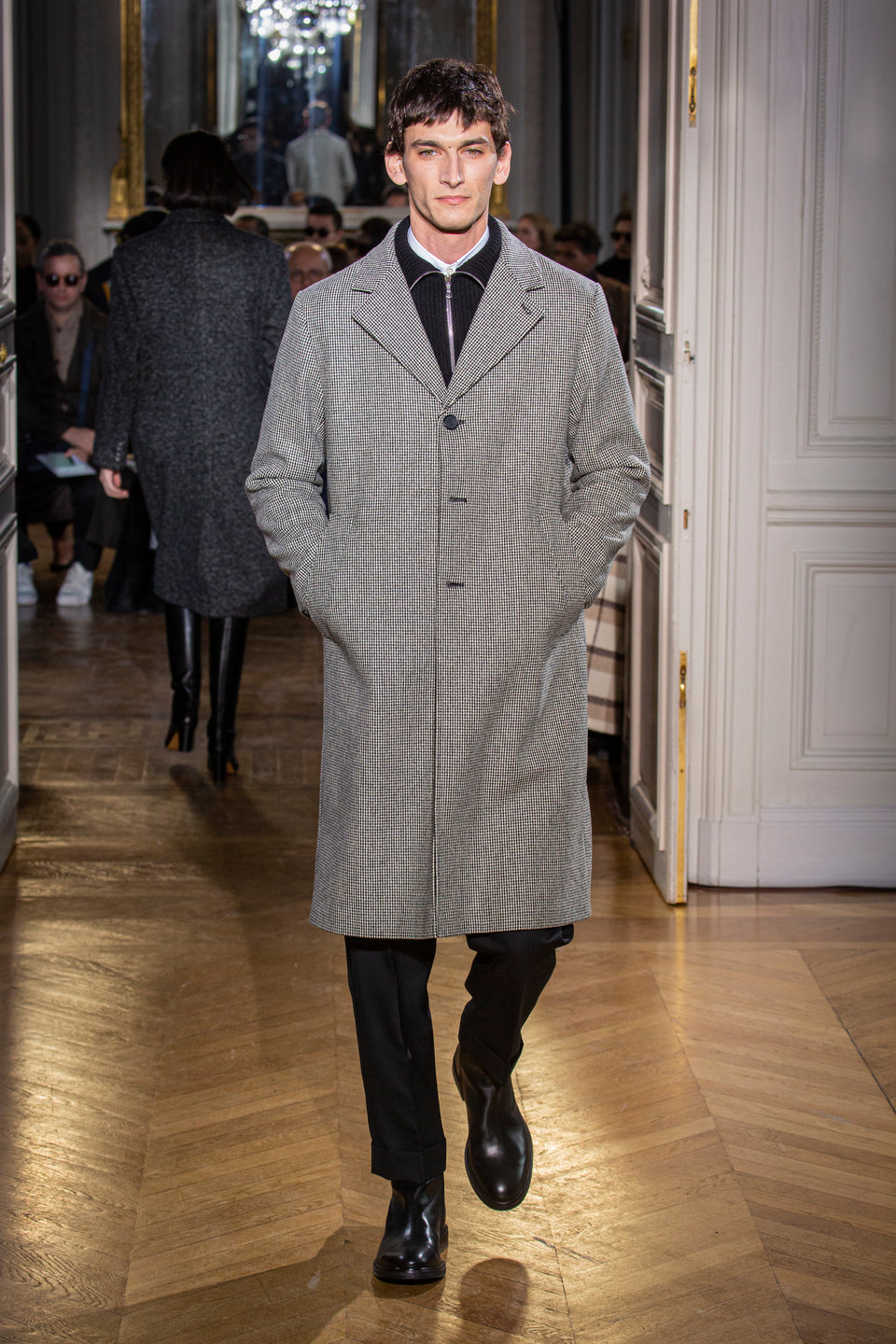 Look - 41