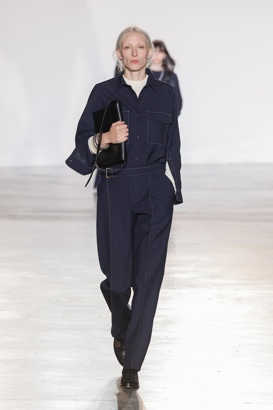 Look - 7