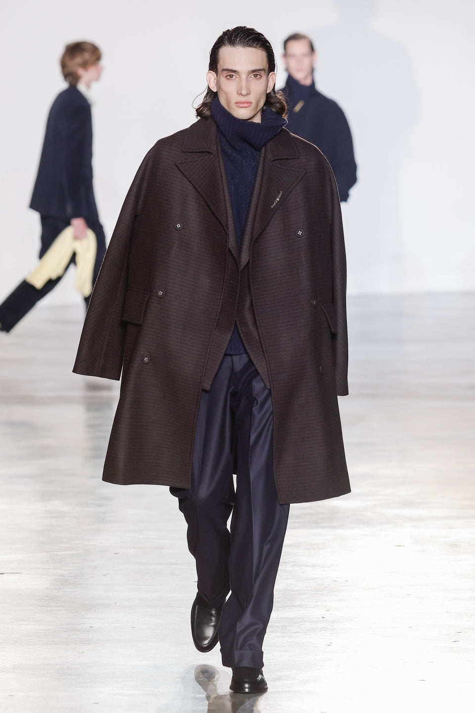 Look - 22