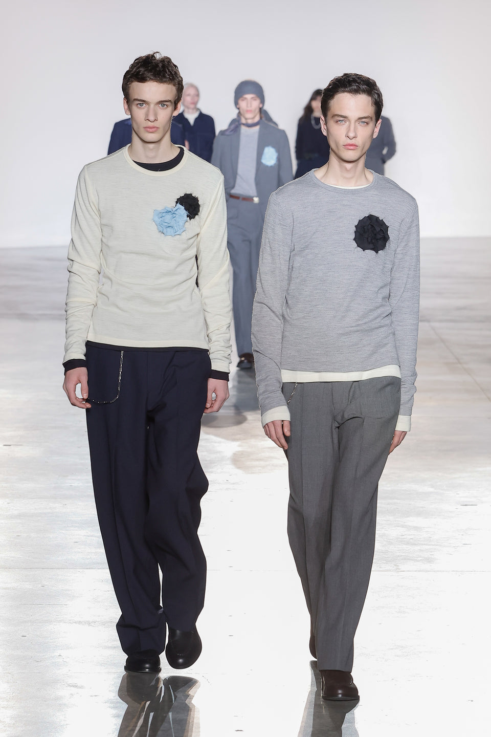 Look - 9