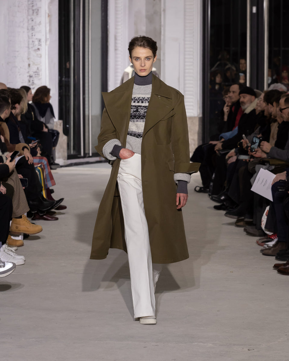 Look - 32