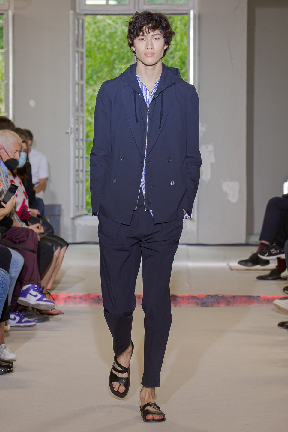 Look - 1