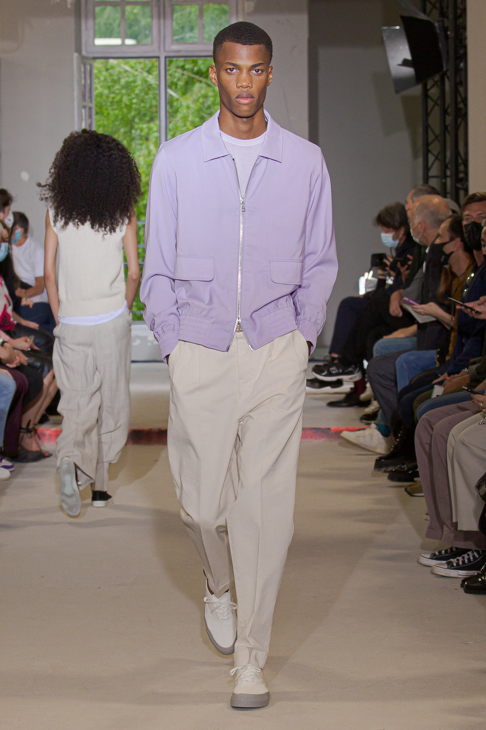 Look - 40
