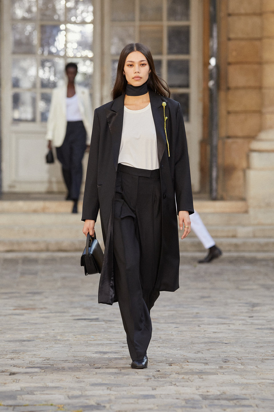 Look - 5