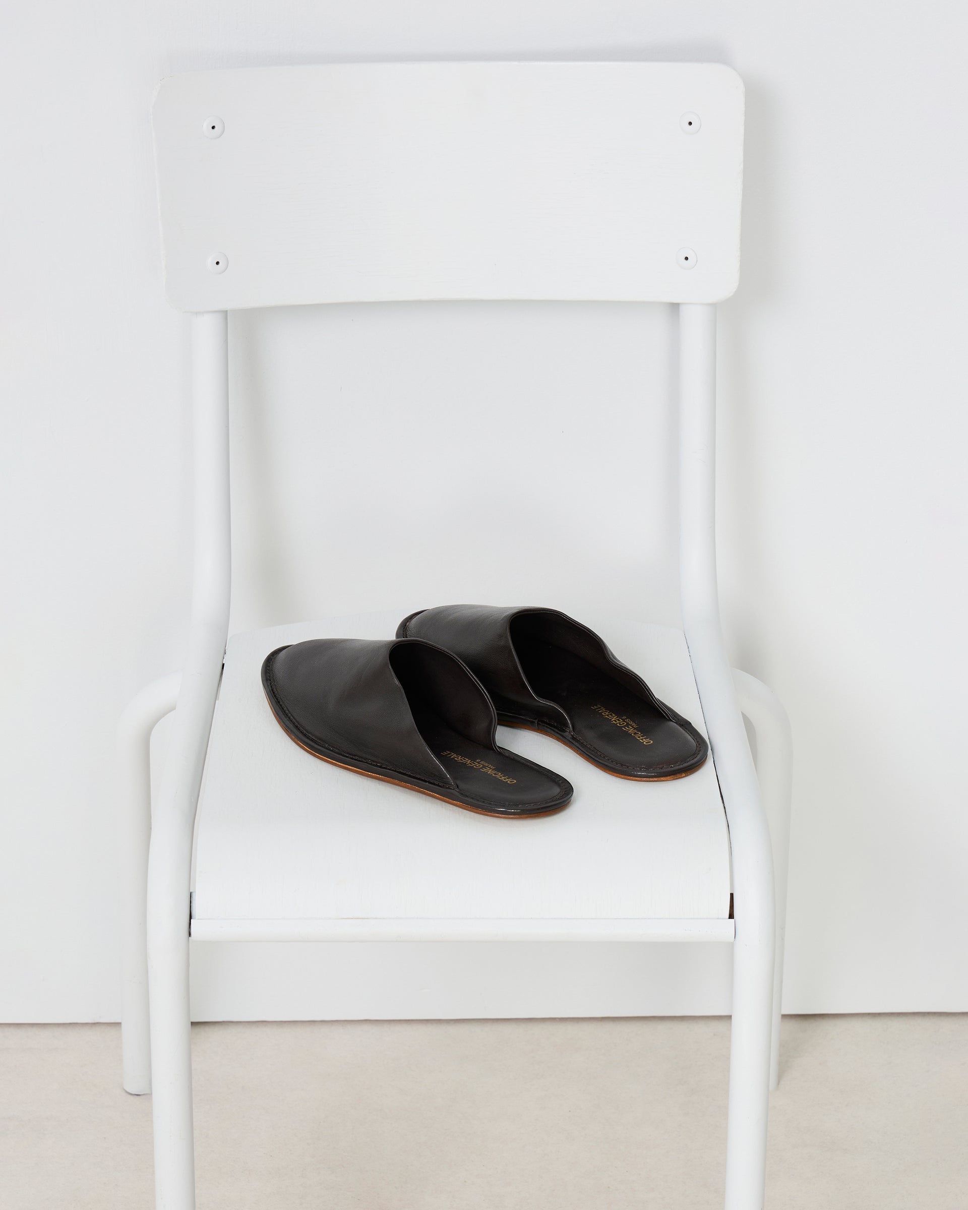 Slipper - Image 4