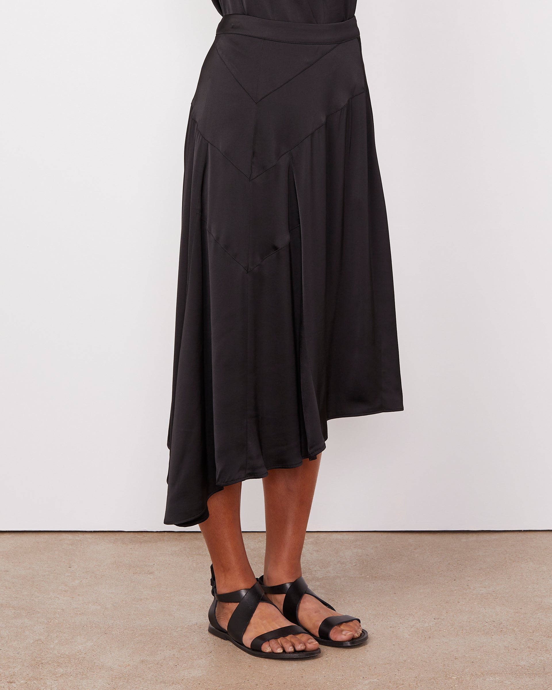 Anisea skt itl satin viscose 2 - Image 3