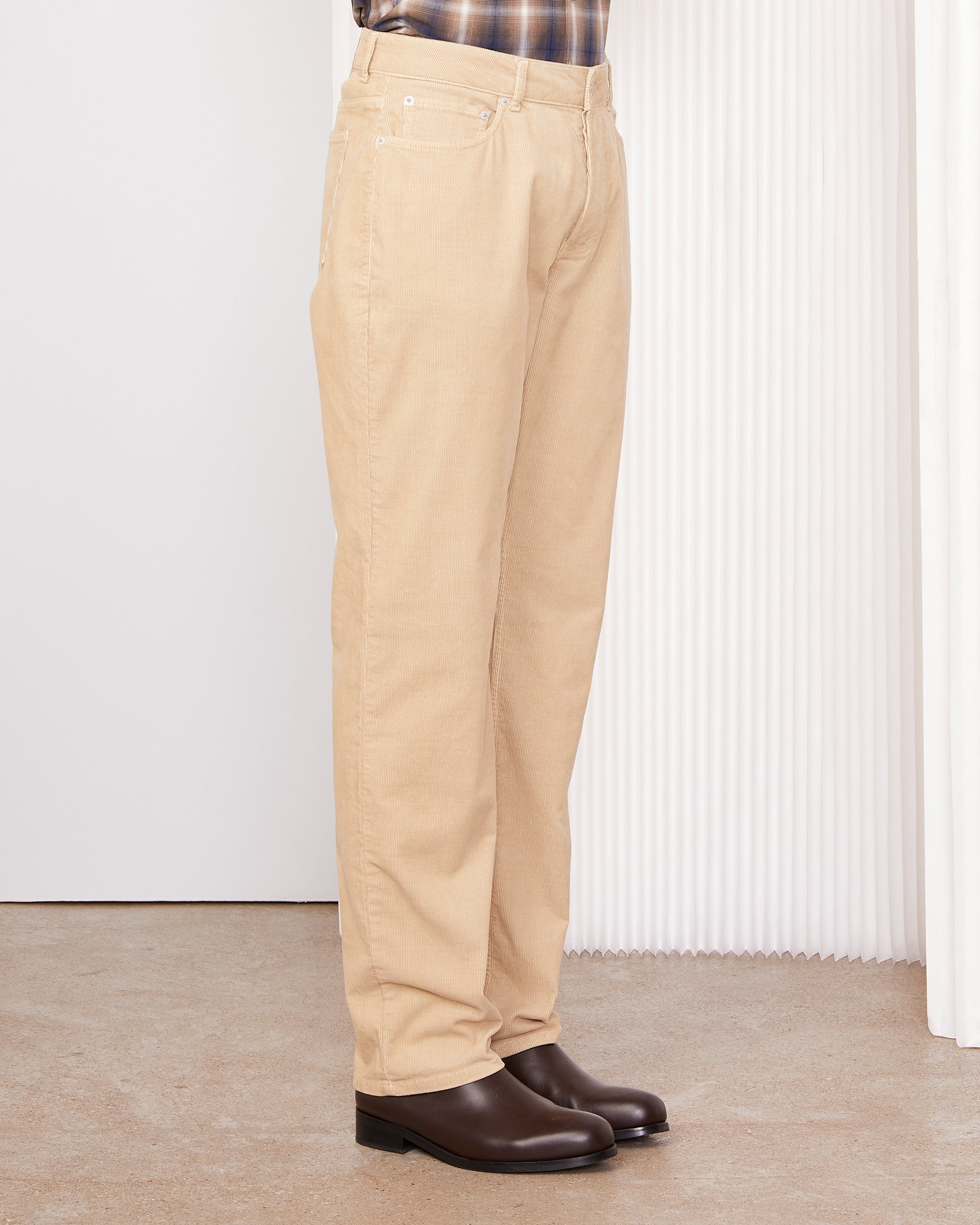 Jean james - Image 3