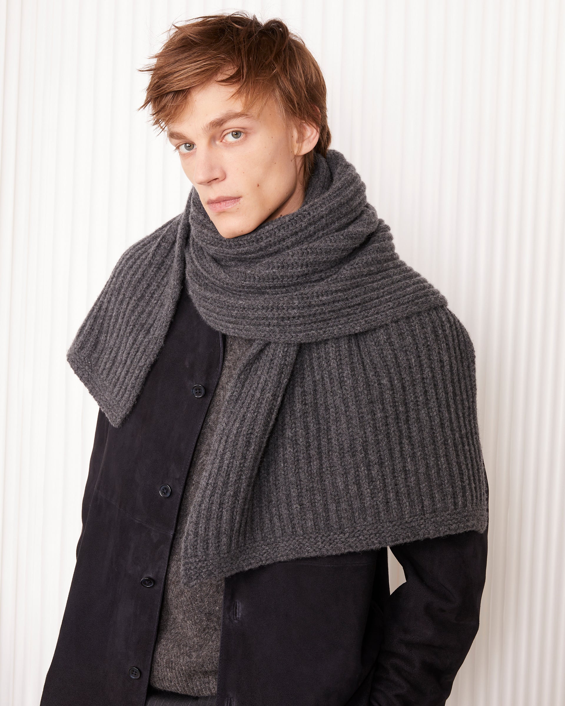 Large scarf - Image 2