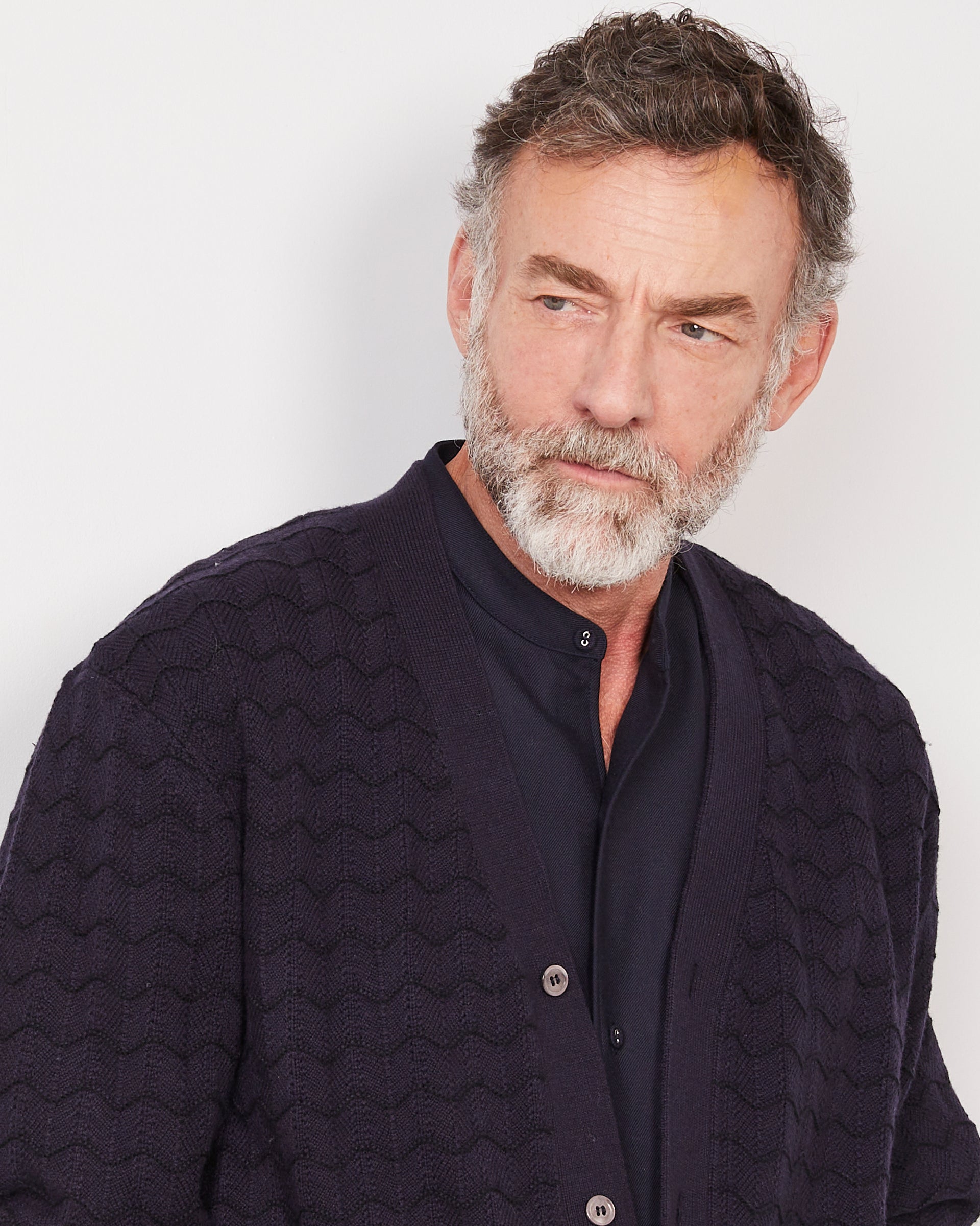Cardigan mike - Image 4