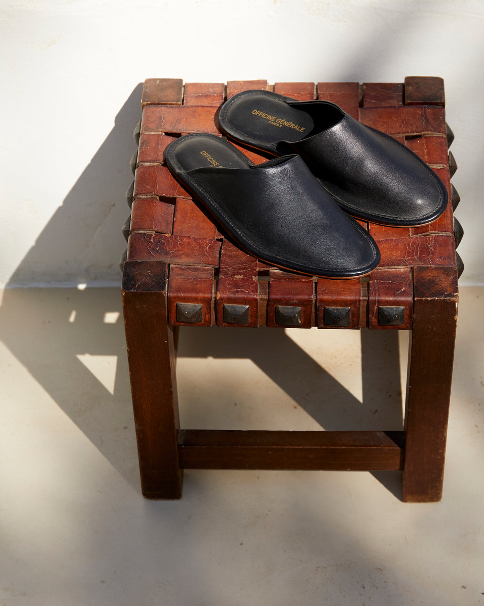 Slipper - Image 1