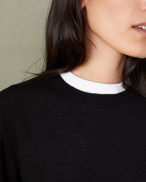 Nine crew neck