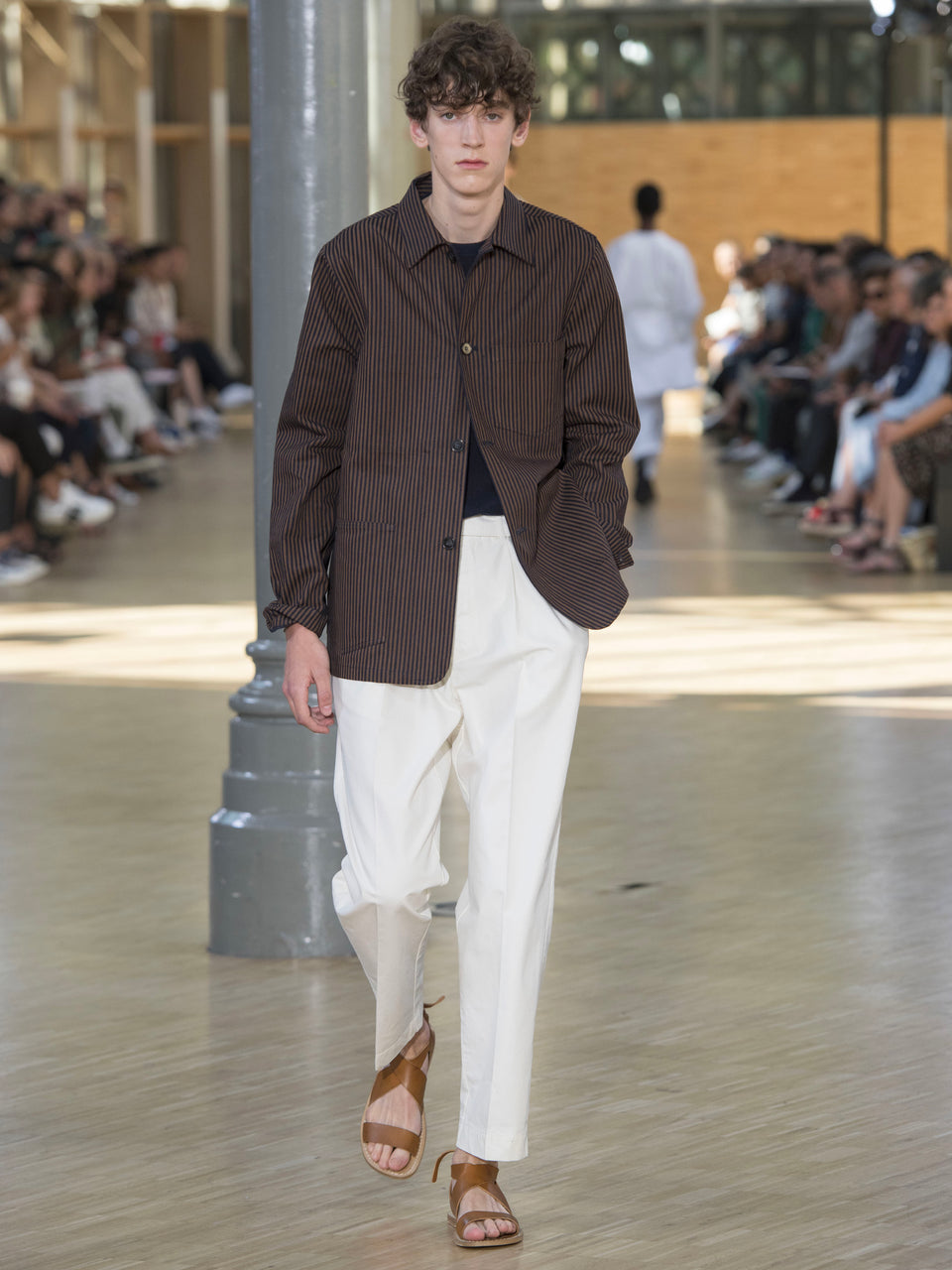 Look - 25