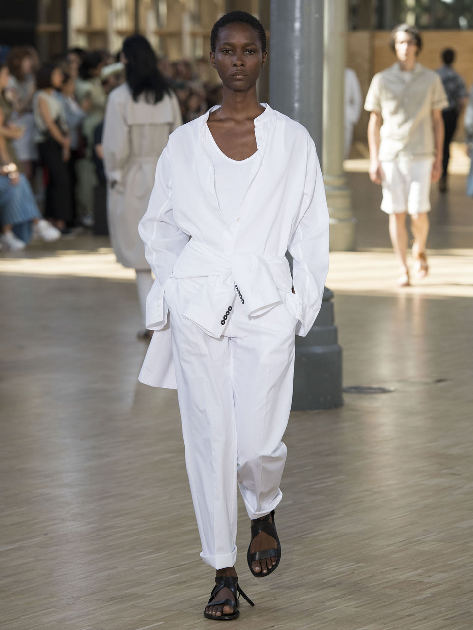 Look - 28