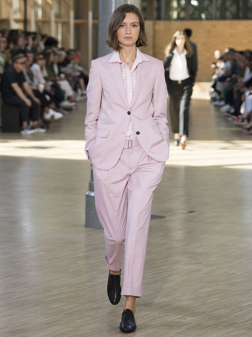 Look - 43
