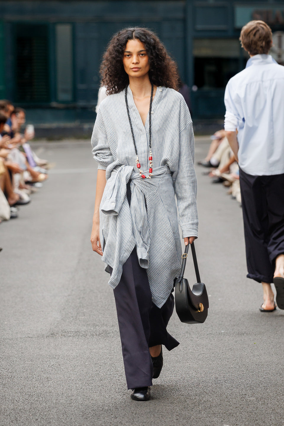 Look - 6