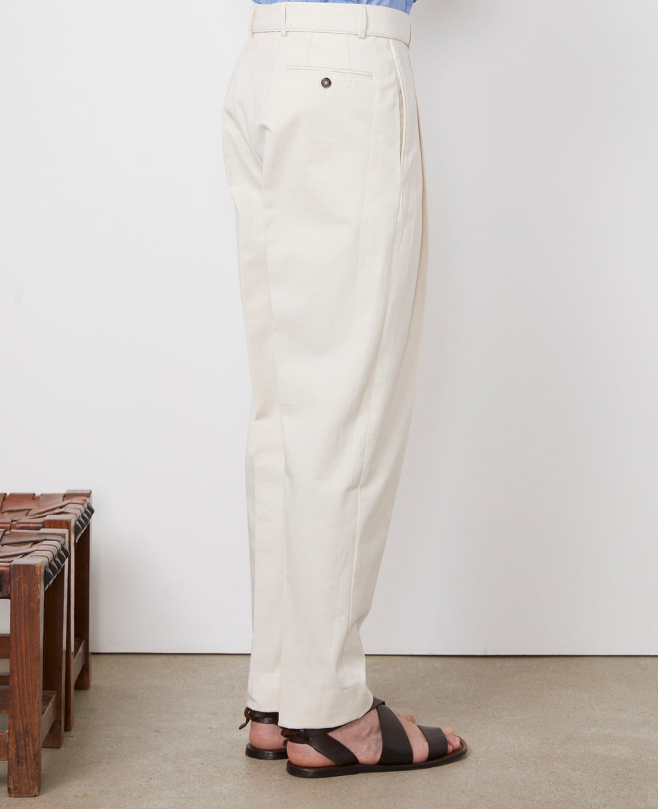 Chino hugo - Image 3