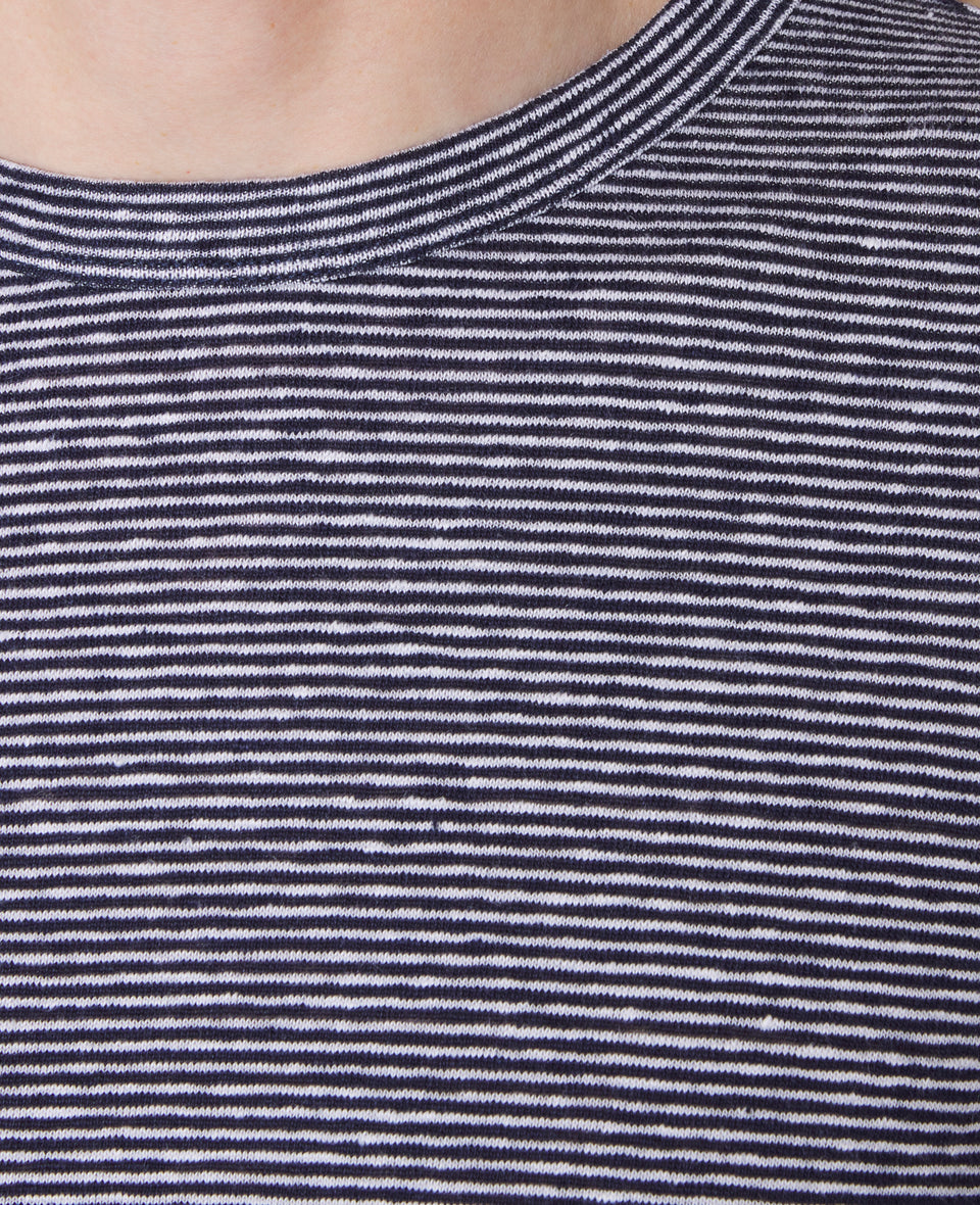 T-shirt 4 - Image 4