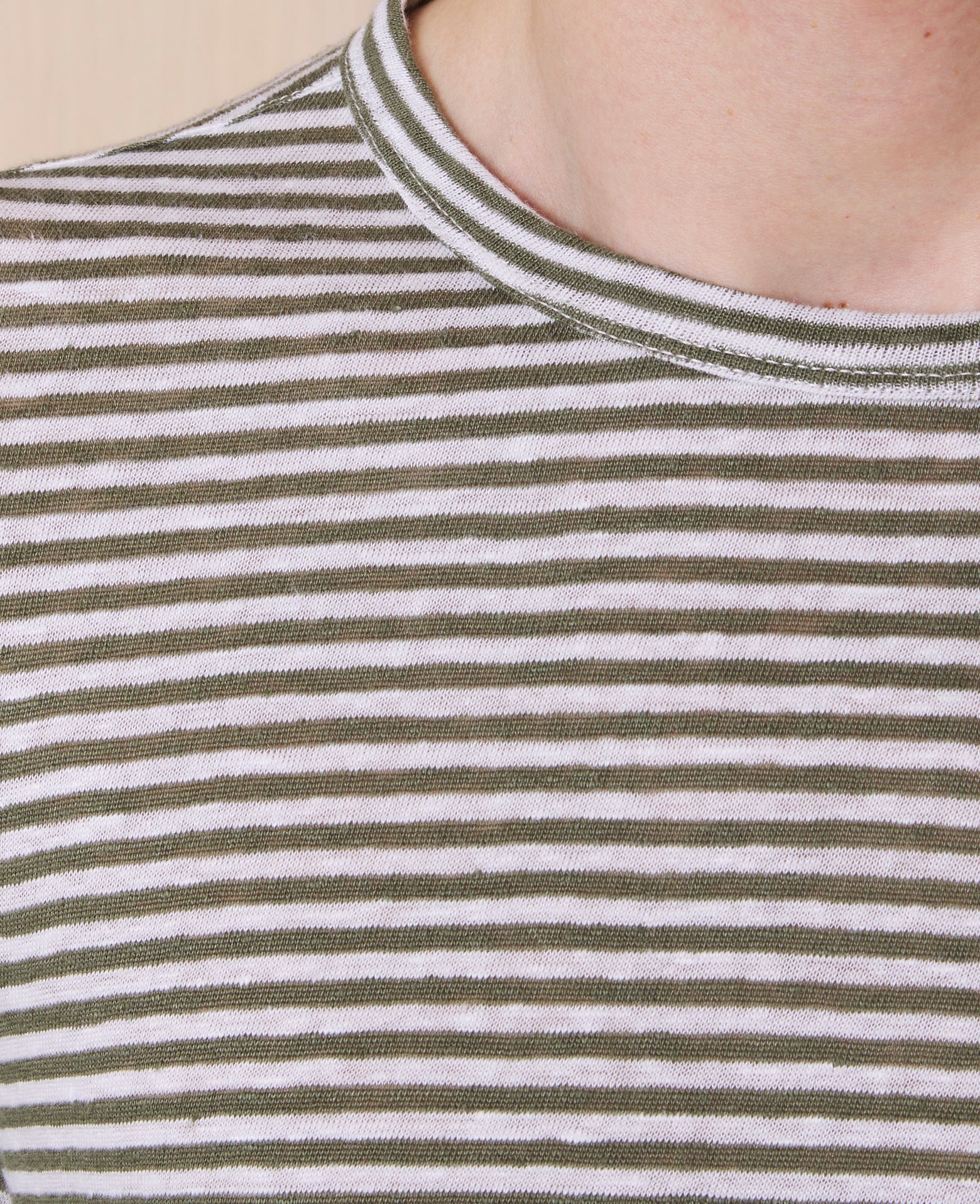 Long-sleeves t-shirt - Image 4
