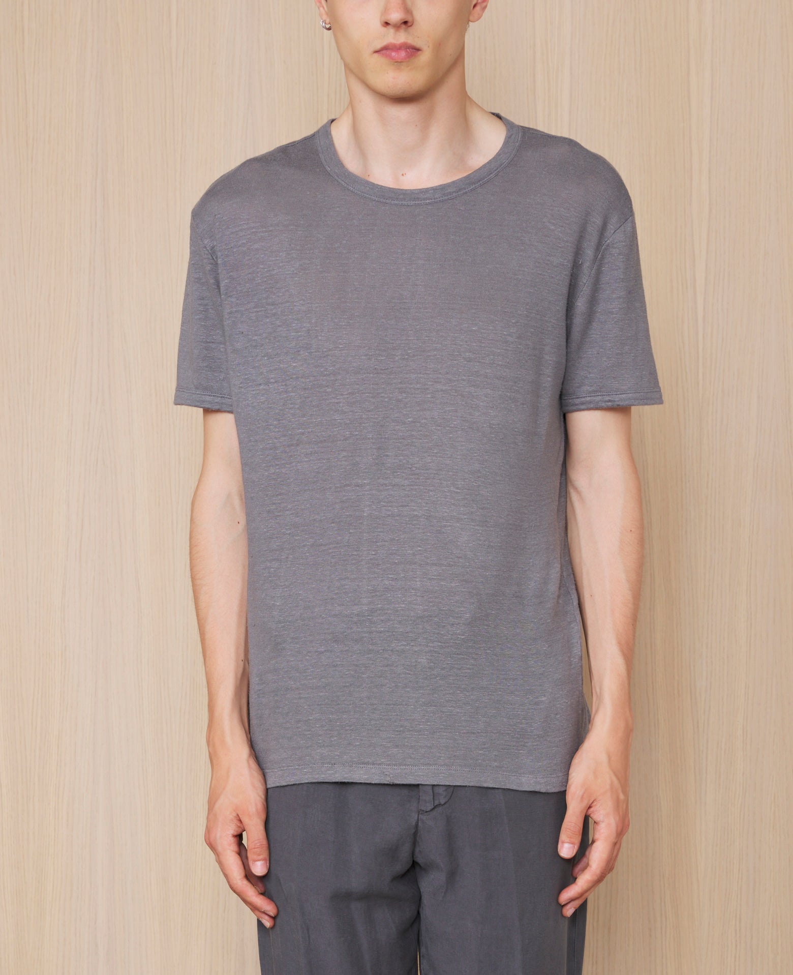 T-shirt 2 - Image 2