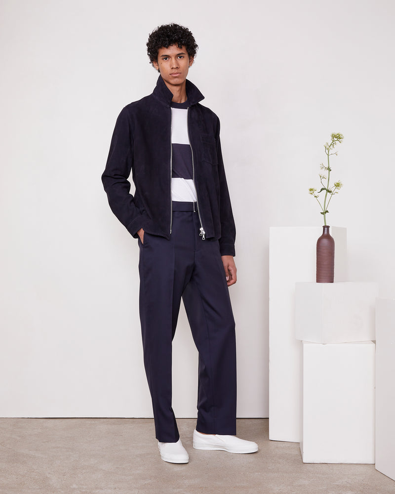 https://www.officinegenerale.com/cdn/shop/files/S25MLTR553PRE___P2_c9981812-2ad4-4aa8-aa5b-d9af042c4673.jpg?width=800