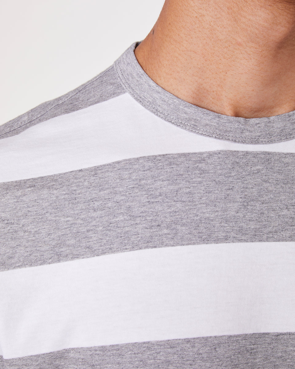 T-shirt 4 - Image 4