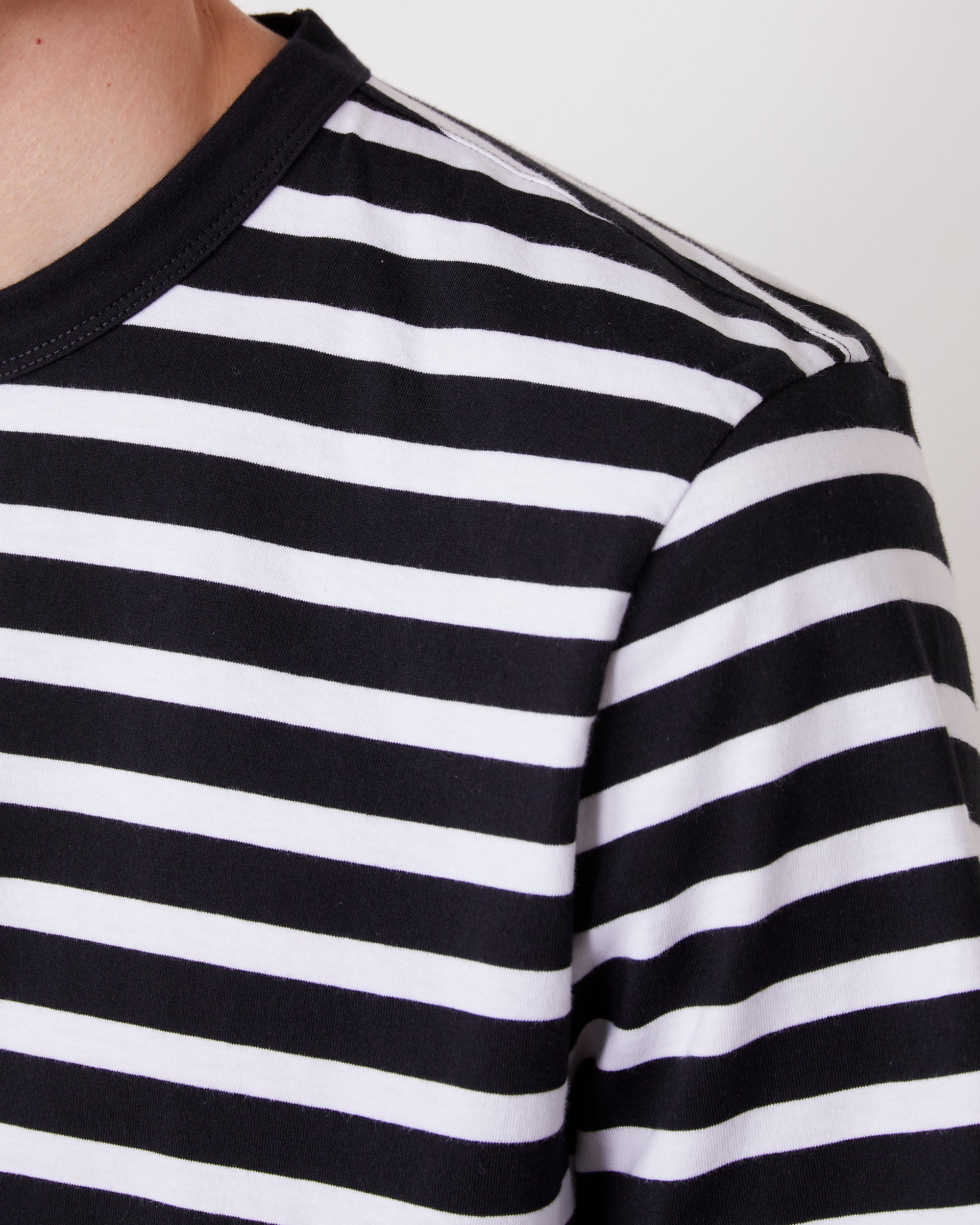 T-shirt 4 - Image 4