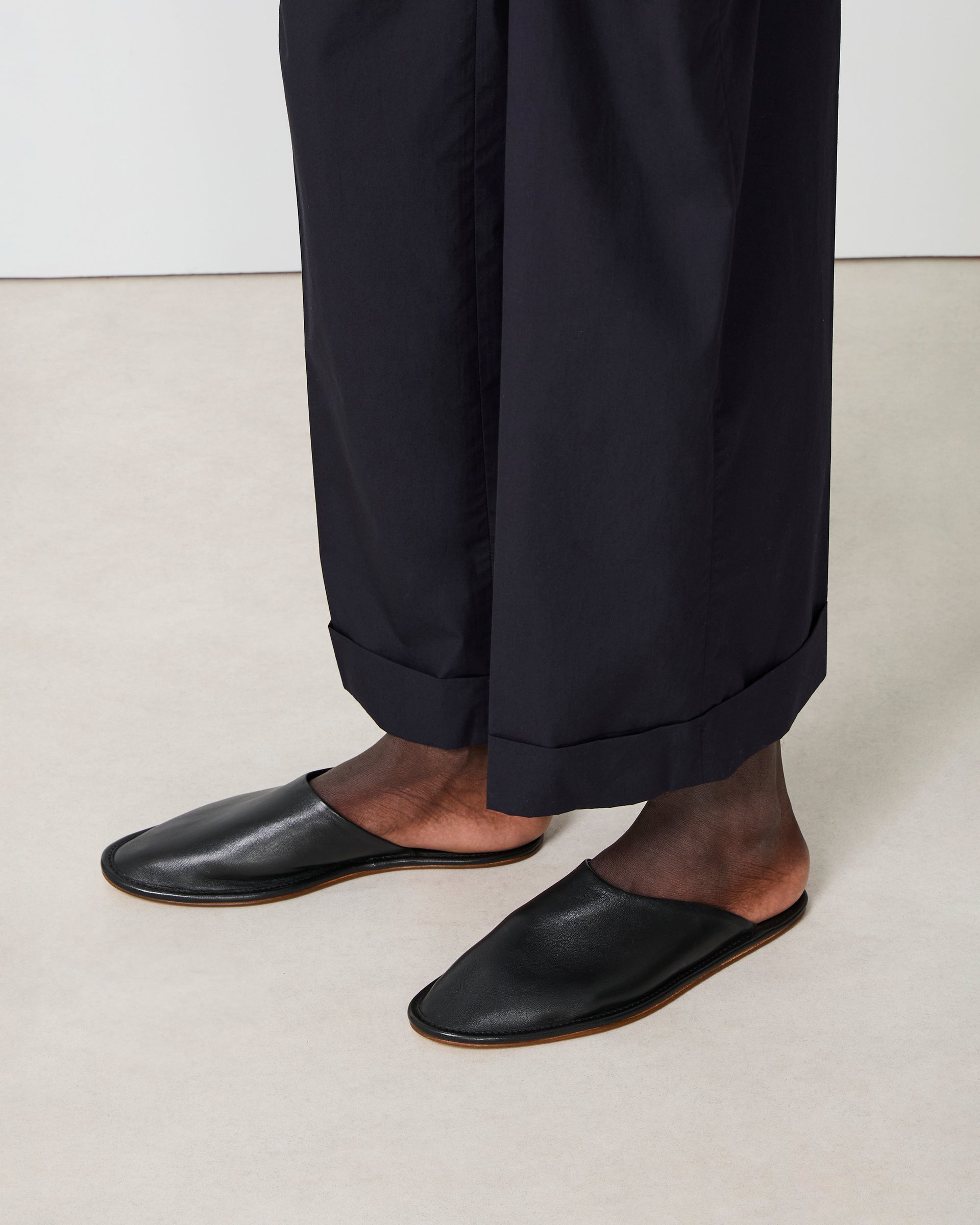 Slipper - Image 2