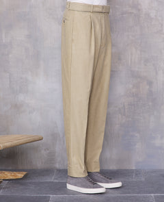 Chino hugo - Miniature 2
