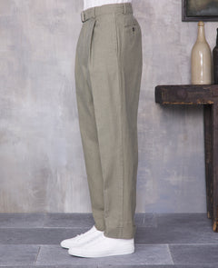 Chino hugo - Miniature 2