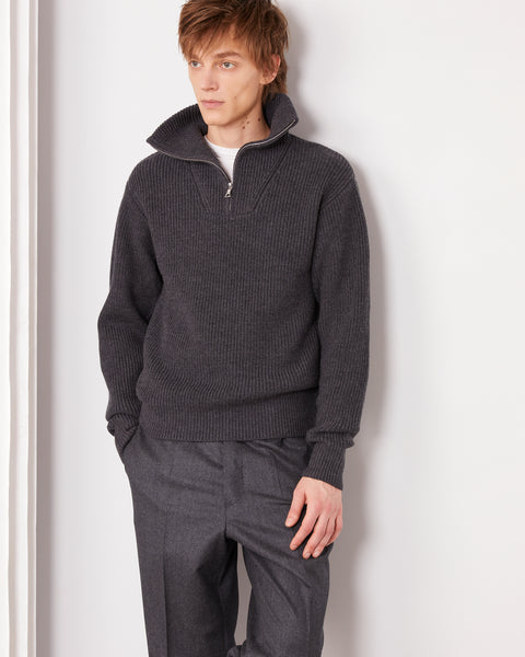Tarek sweater