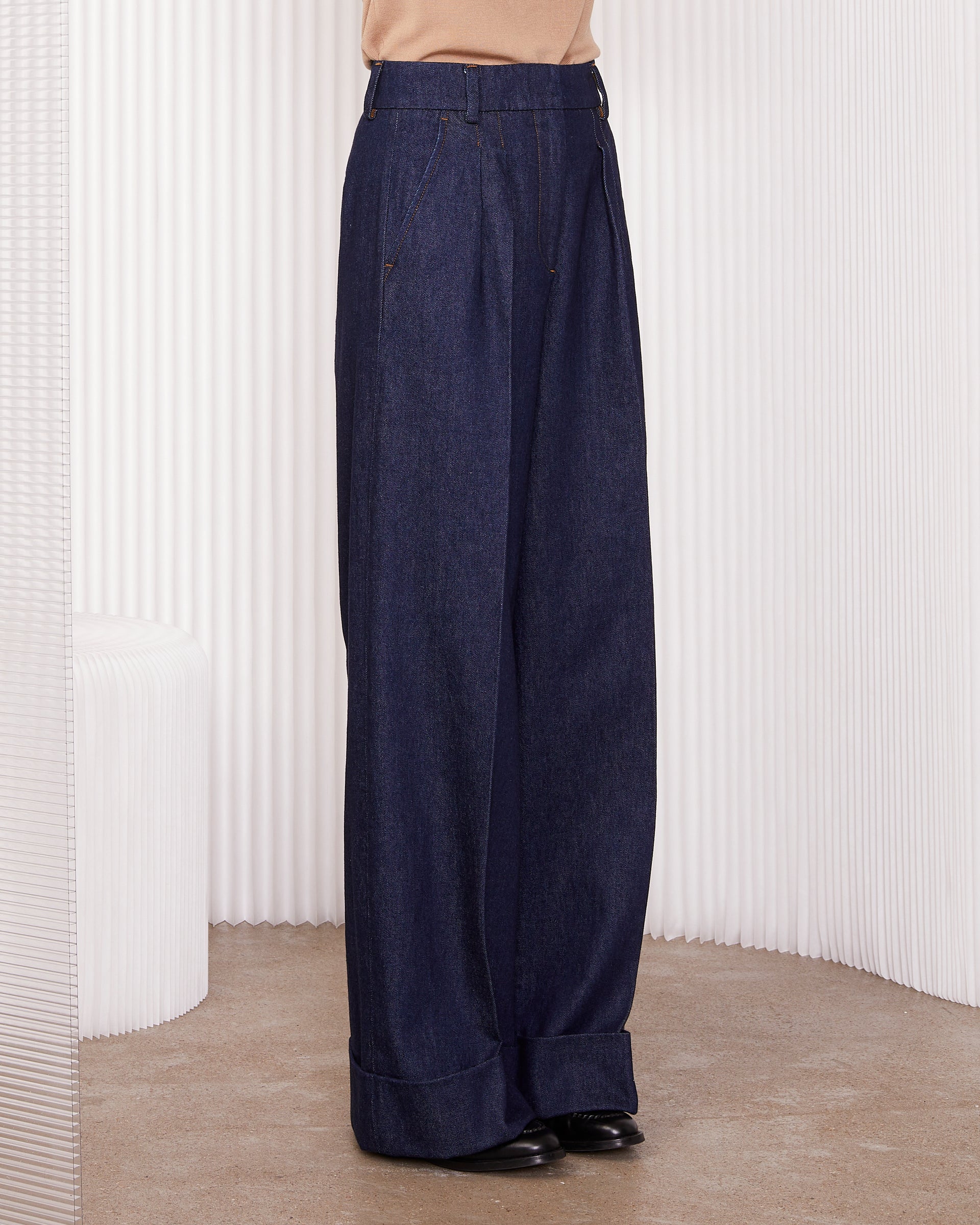 Chino aella - Image 4